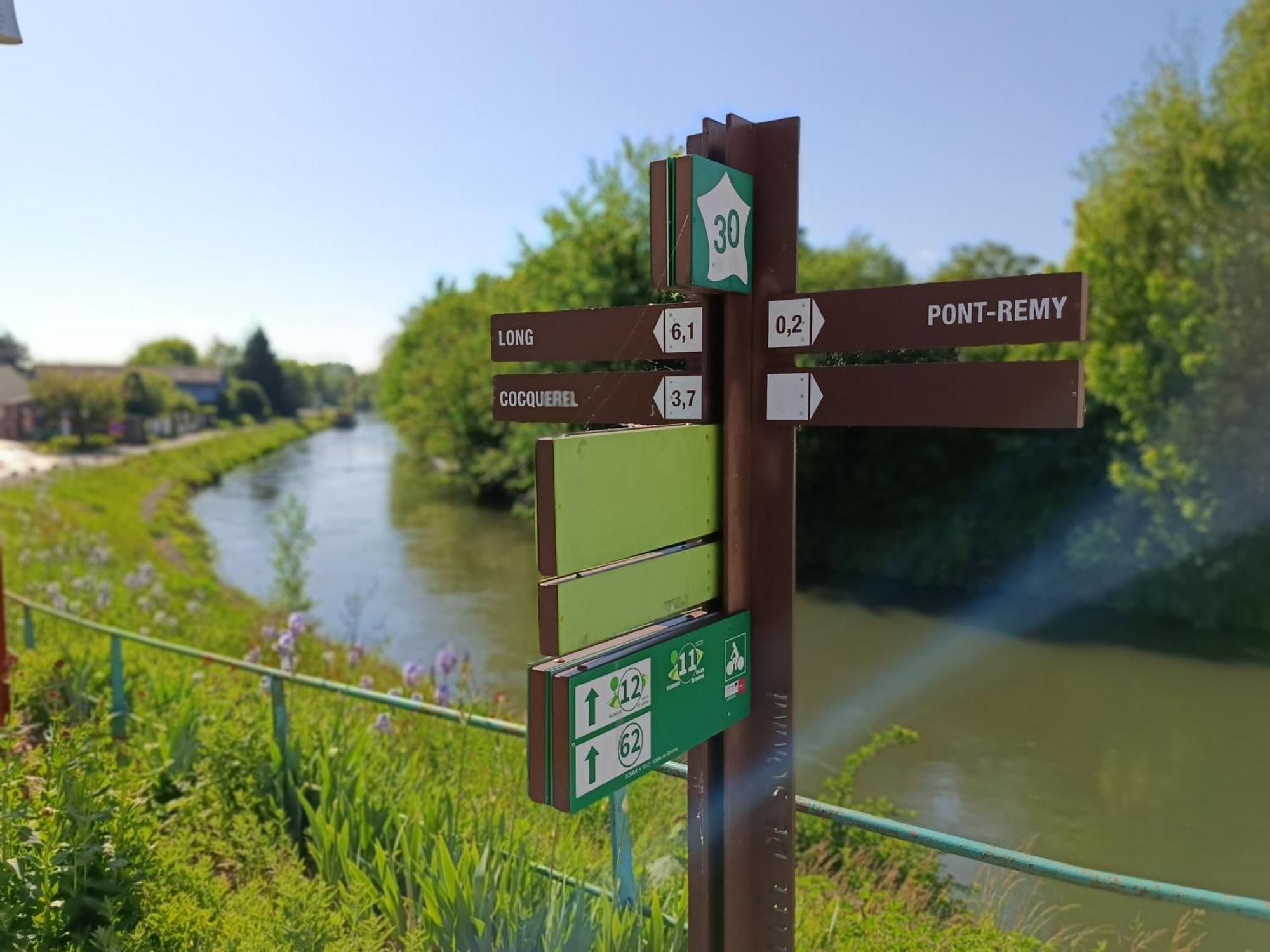 Aux 10 Ponts - Gite Aux Abords Du Fleuve La Somme - La Mer A 30 Min - La Nuit Pour 6 Voyageurs Eksteriør billede